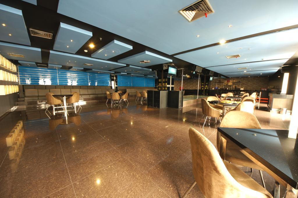 B Fashion Hotel Jakarta Exteriör bild