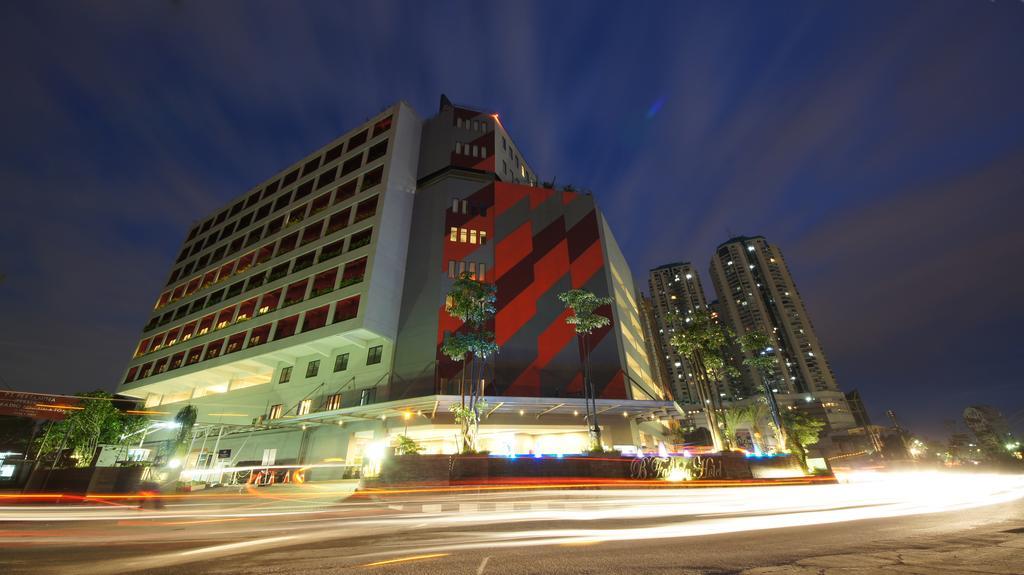 B Fashion Hotel Jakarta Exteriör bild