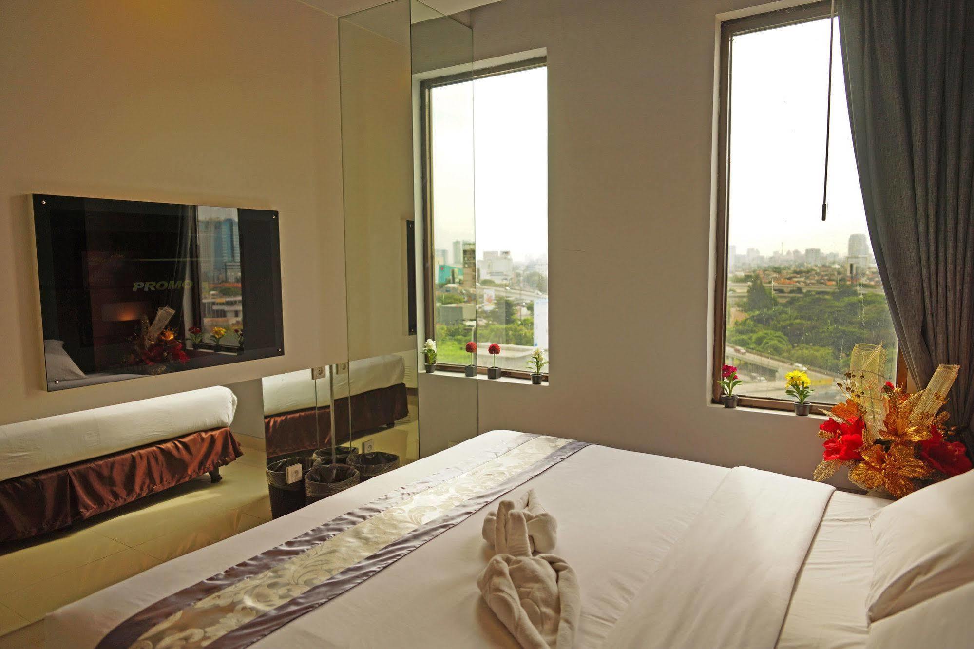 B Fashion Hotel Jakarta Exteriör bild